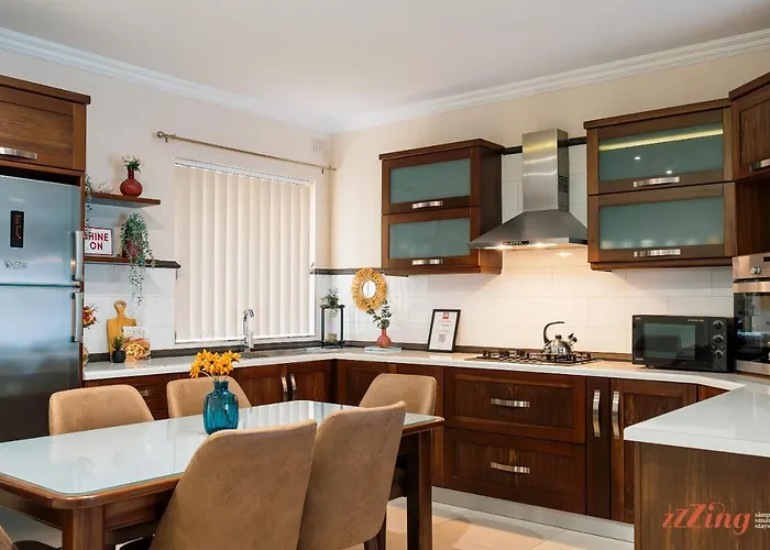 A Pretty In Malta's Fishing Village *